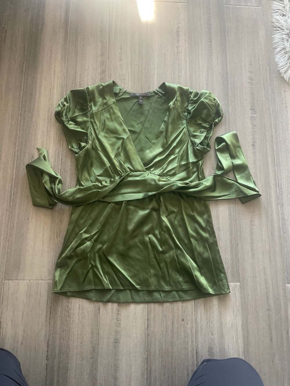 Tops - Picture 2 of 2